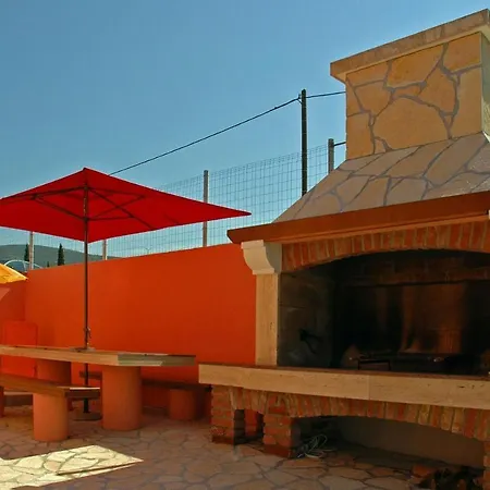 Eva 고르니 카린