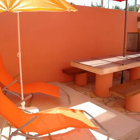 Eva * 고르니 카린